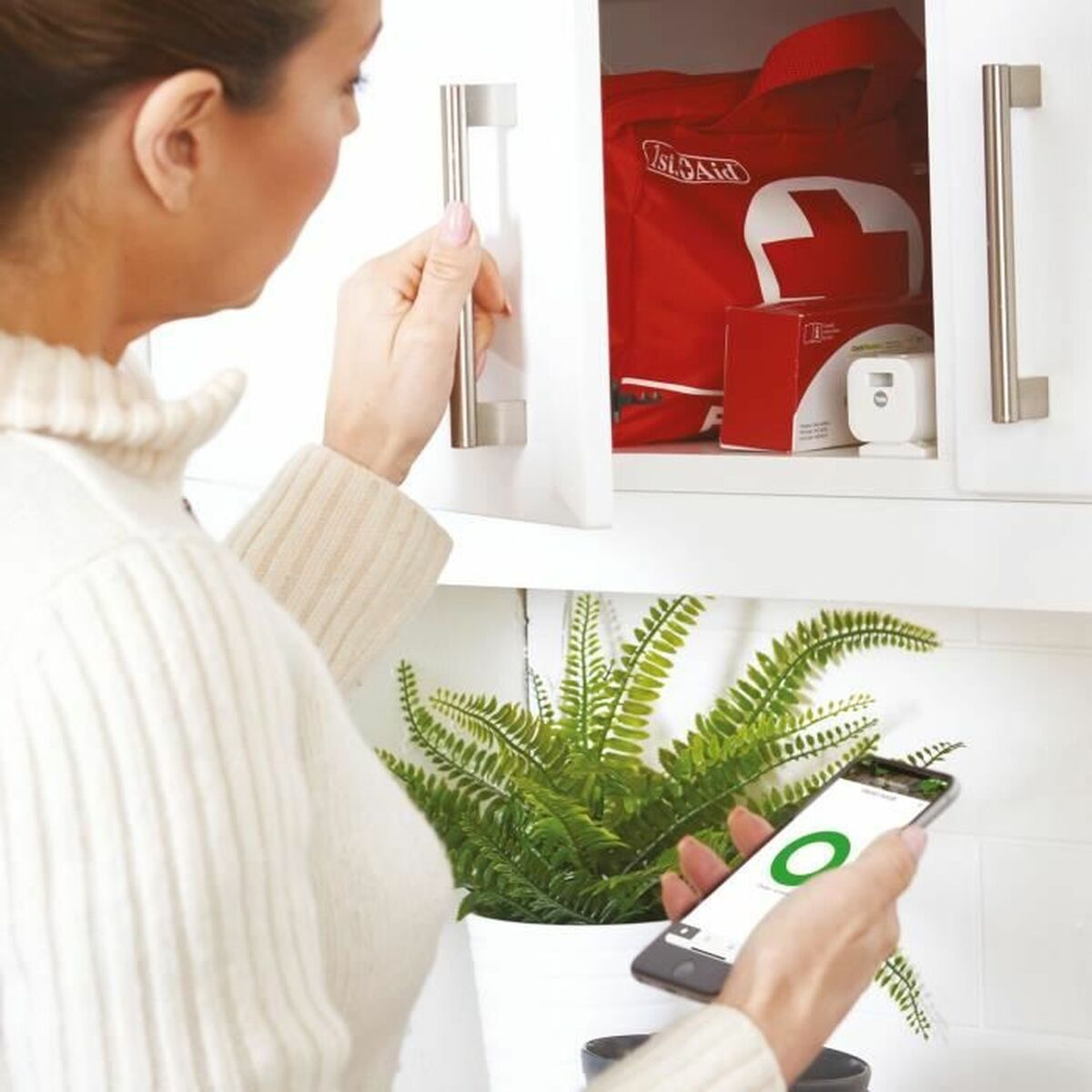 Снимка на Yale, Смарт заключване за шкафове Smart Cabinet Lock, Бял-1