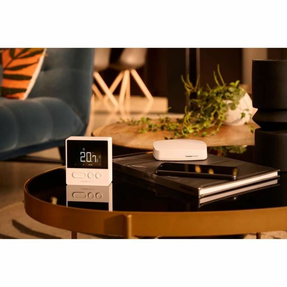 home-pilot-bezhichen-stenen-programiruem-termostat-byal-classic-4