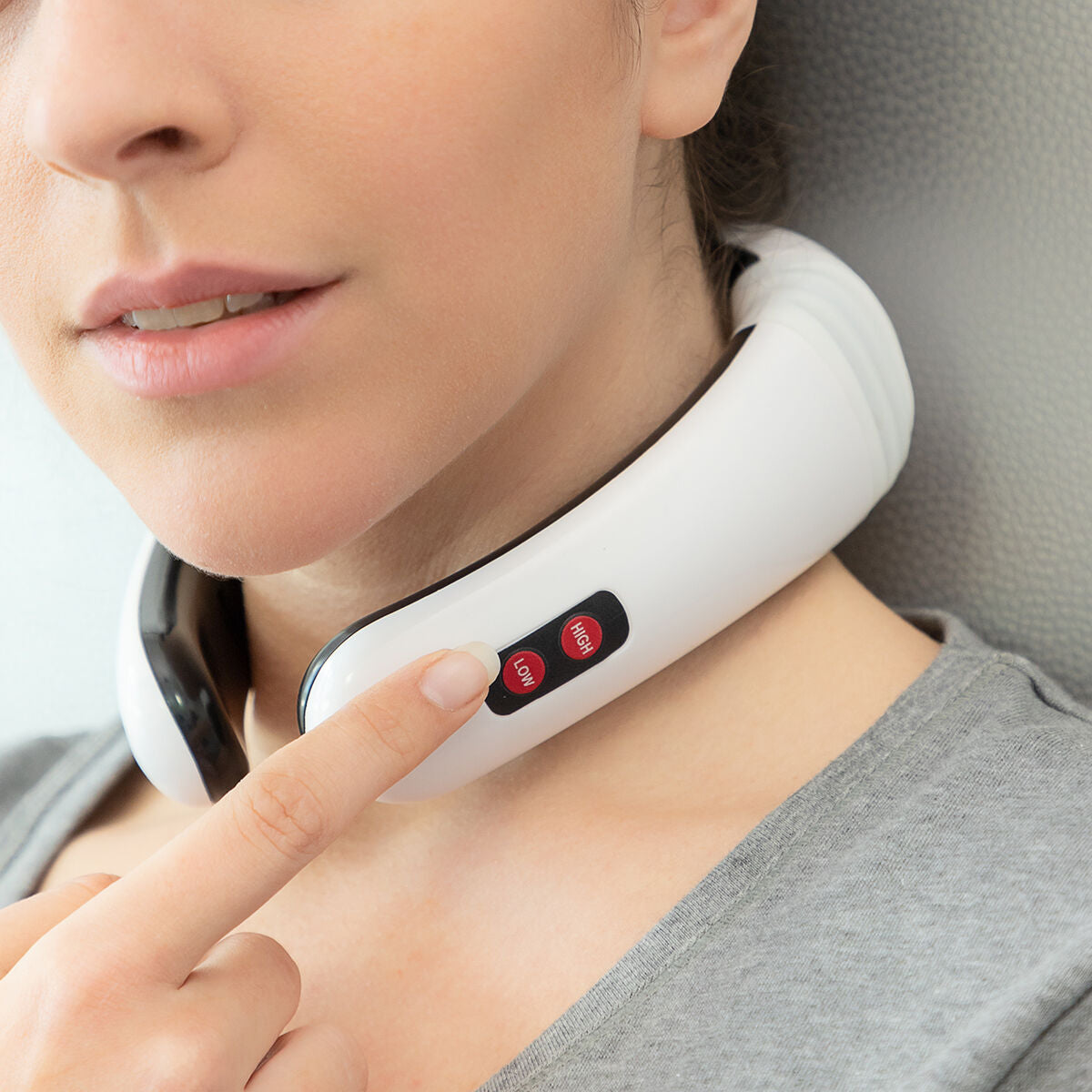 innovagoods-elektromagniten-masazhor-za-vrat-i-grab-calmagn-2