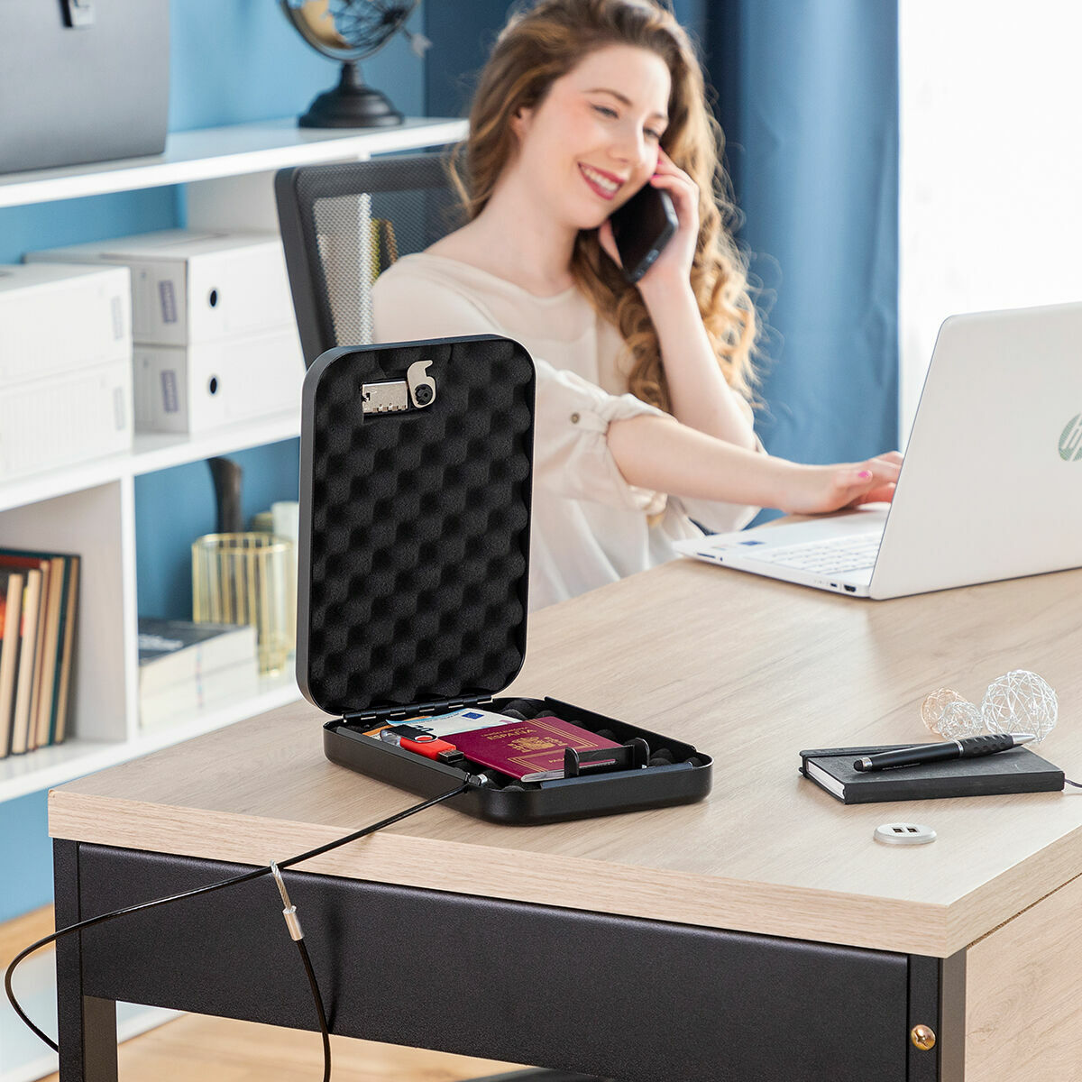 innovagoods-prenosim-seif-sas-zashtiten-kabel-prisaven-3